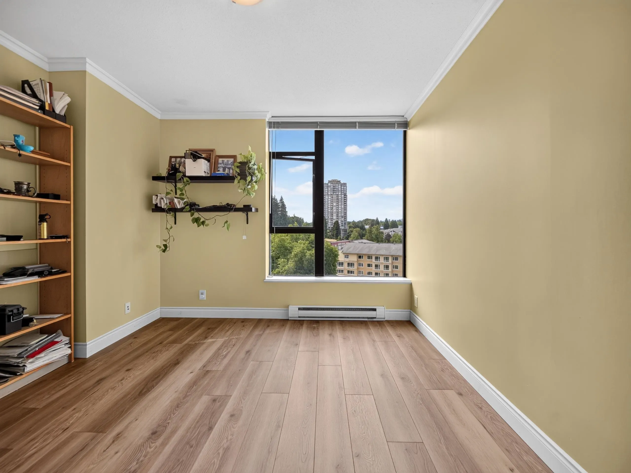 11 E Royal Avenue #1101
