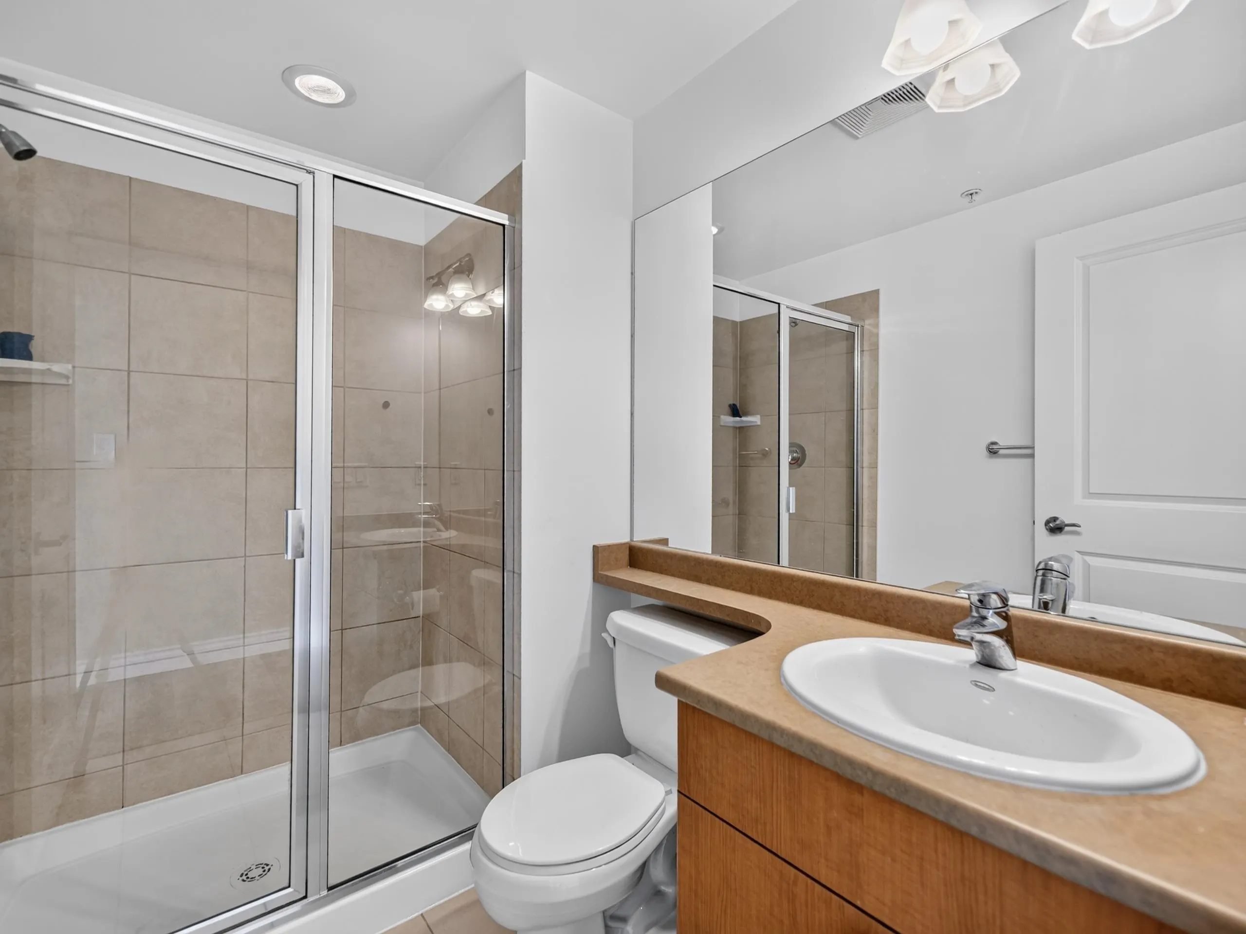 11 E Royal Avenue #1101