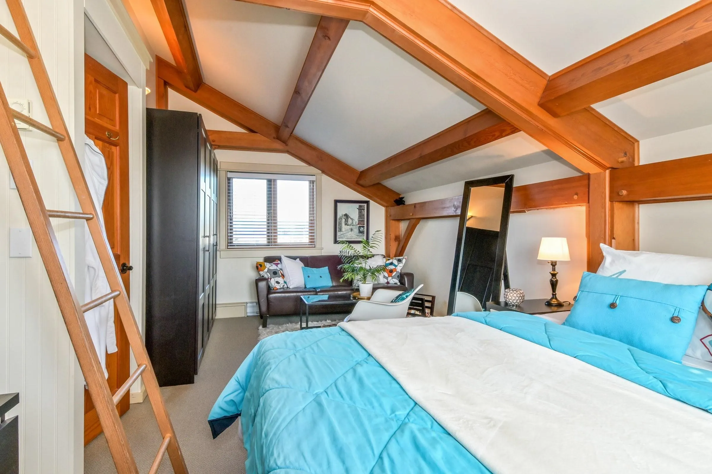 32351 Nakusp Drive
