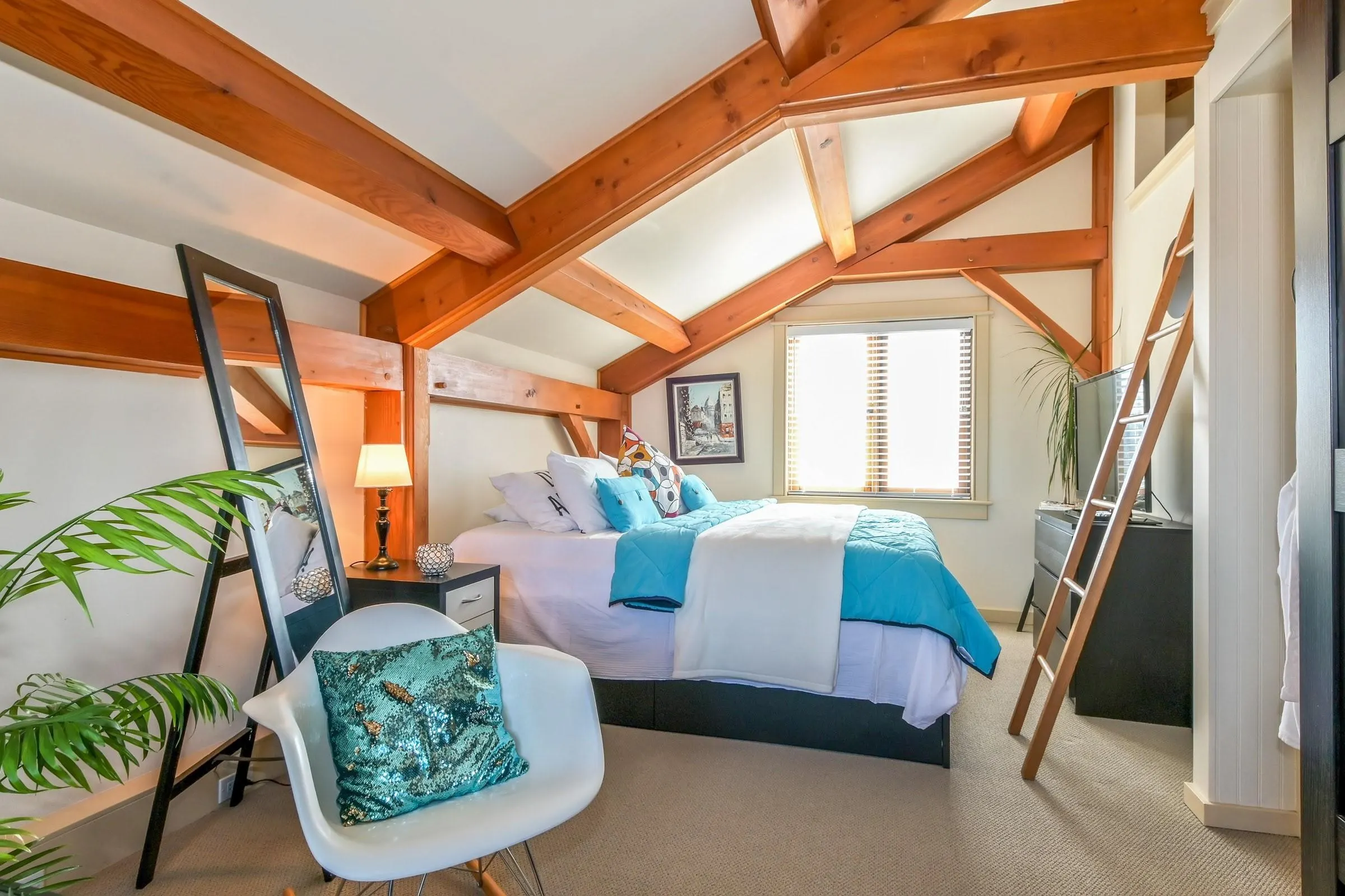 32351 Nakusp Drive