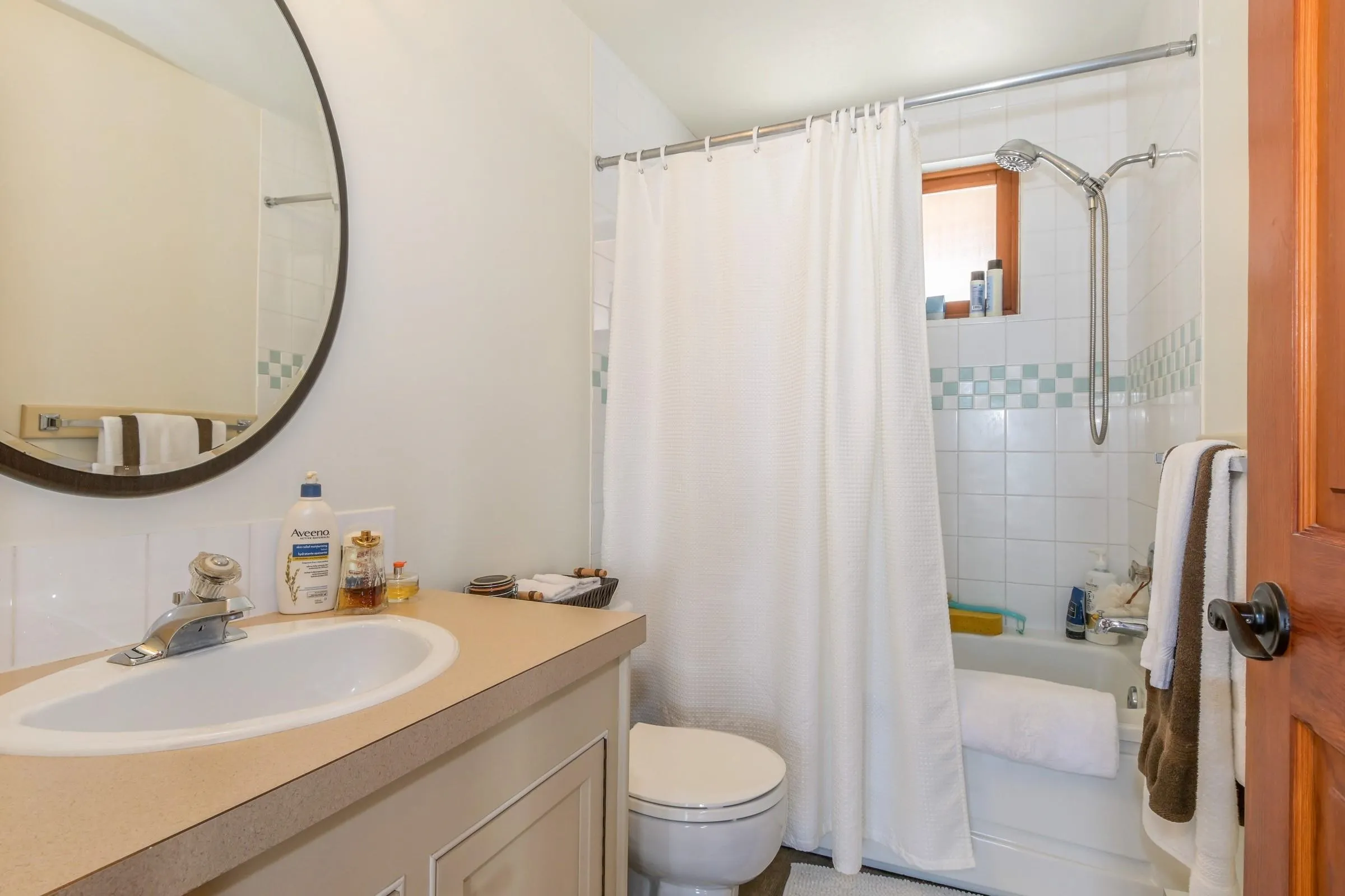 32351 Nakusp Drive