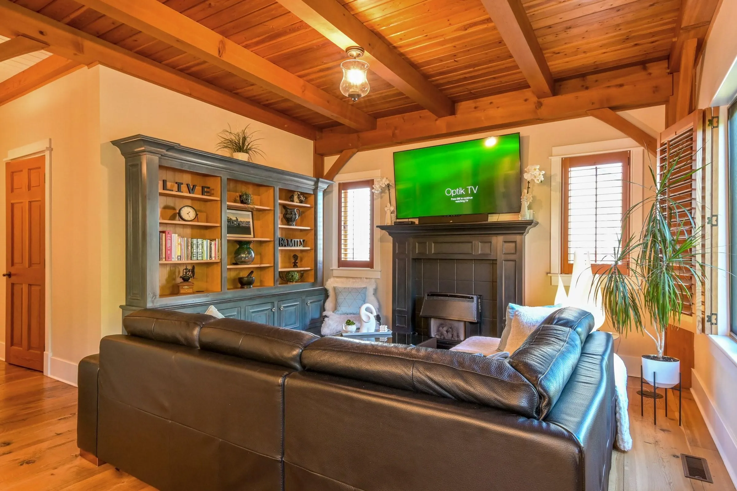 32351 Nakusp Drive