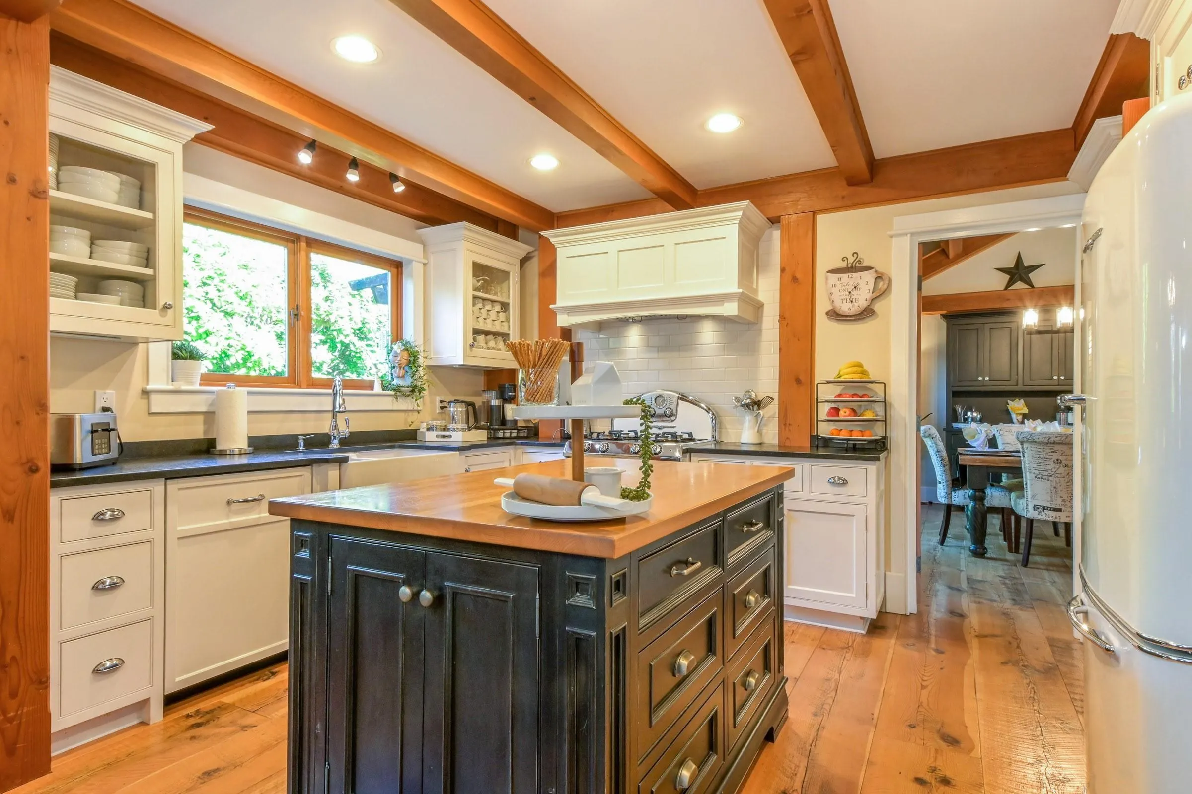 32351 Nakusp Drive