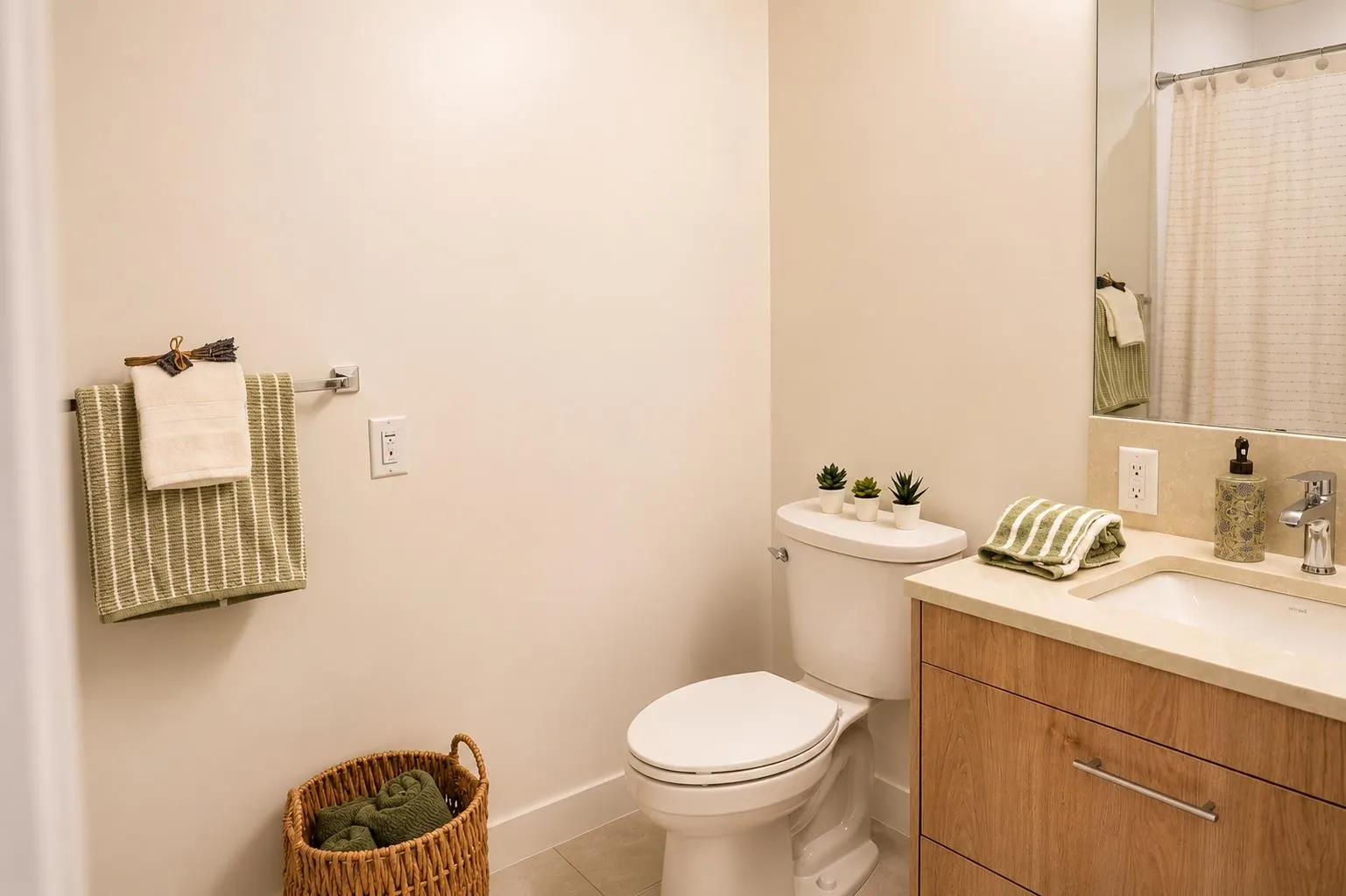 245 Bewicke Avenue #416