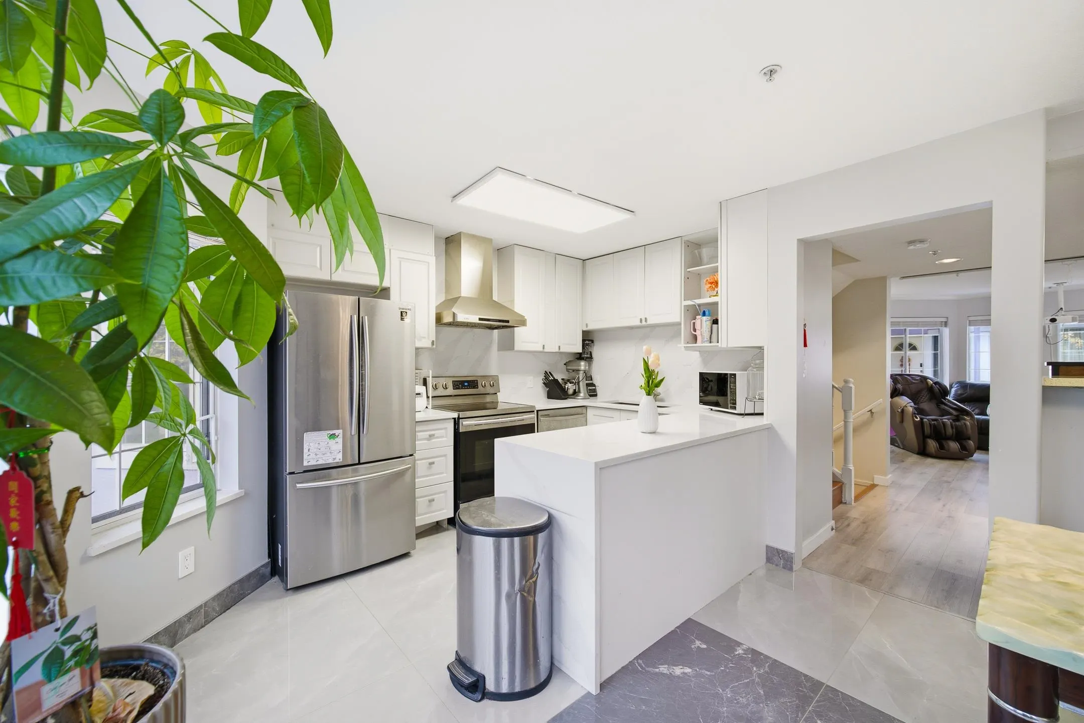 8711 Jones Road #18