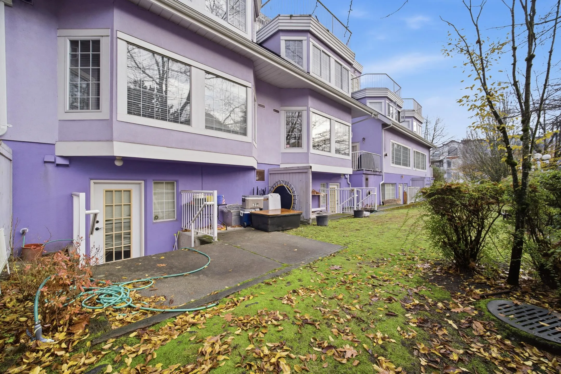 8711 Jones Road #18