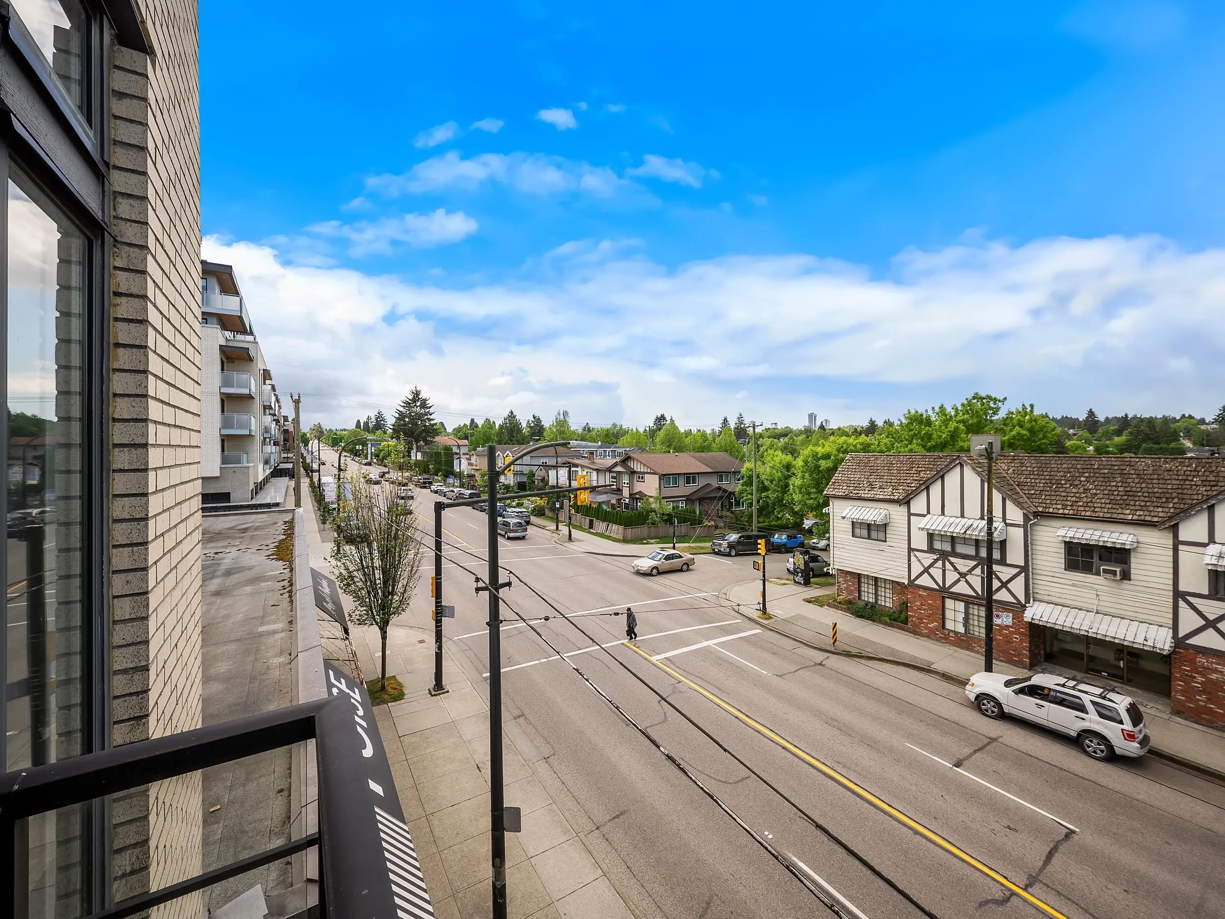 4372 Fraser Street #301