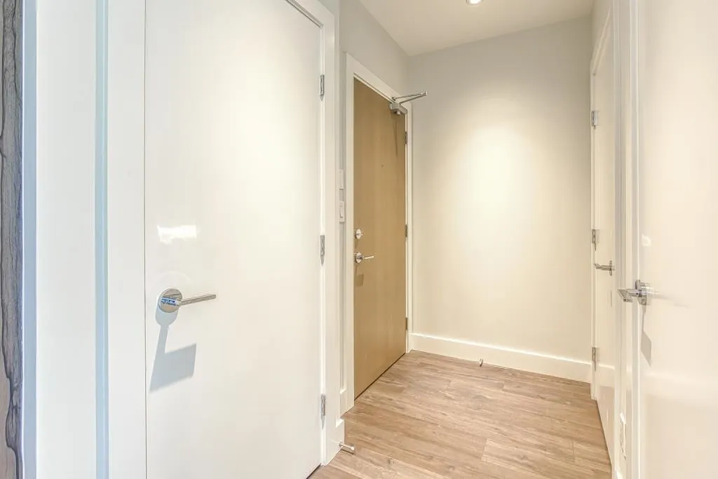 258 Nelson's Court #107