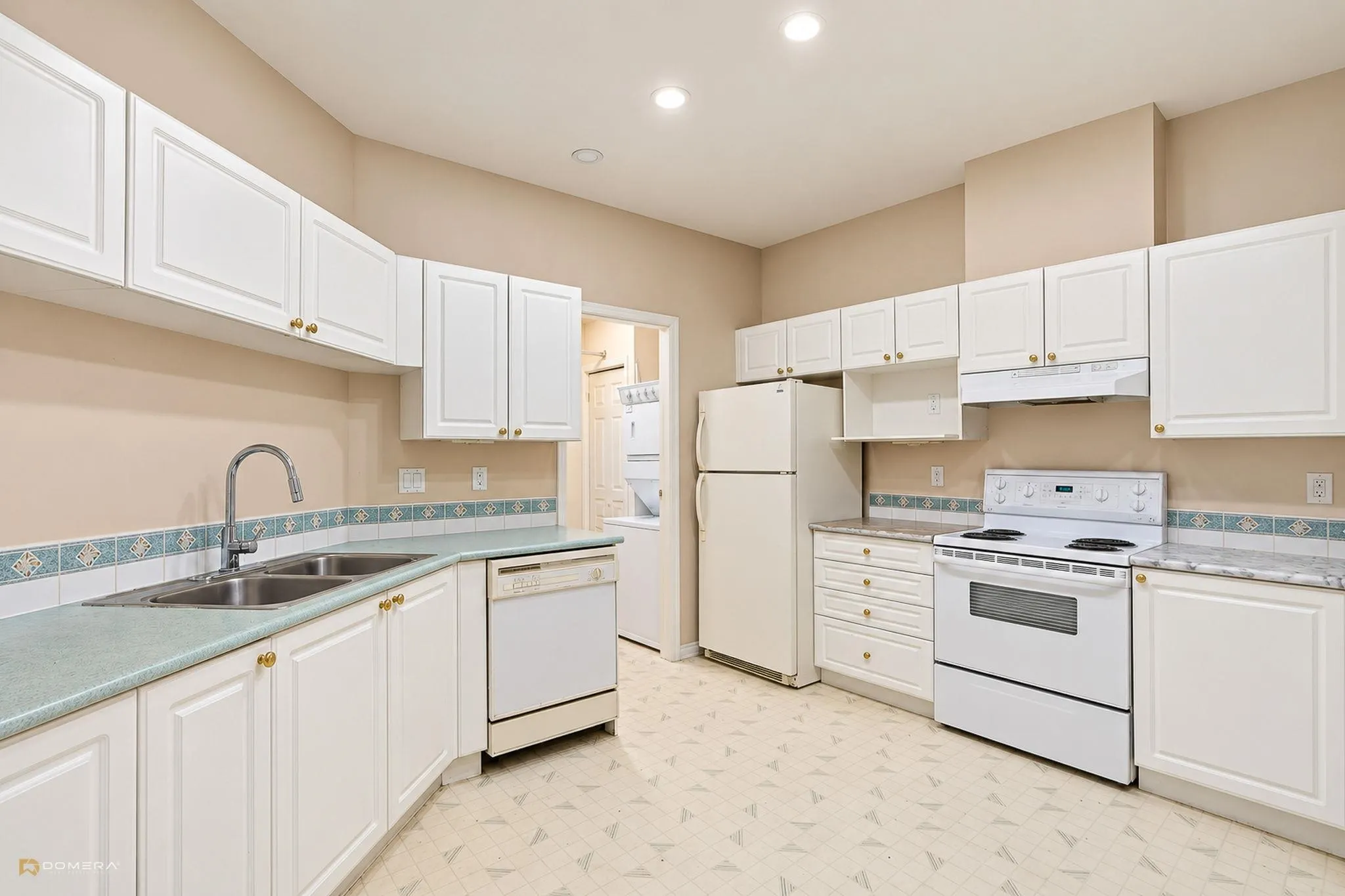10320 156 Street #109