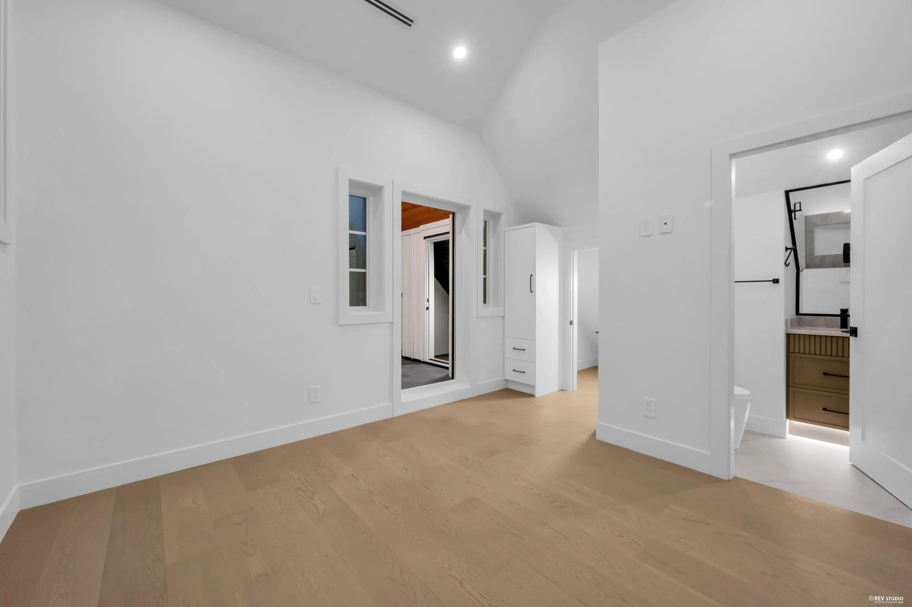 5150 Spencer Street #2