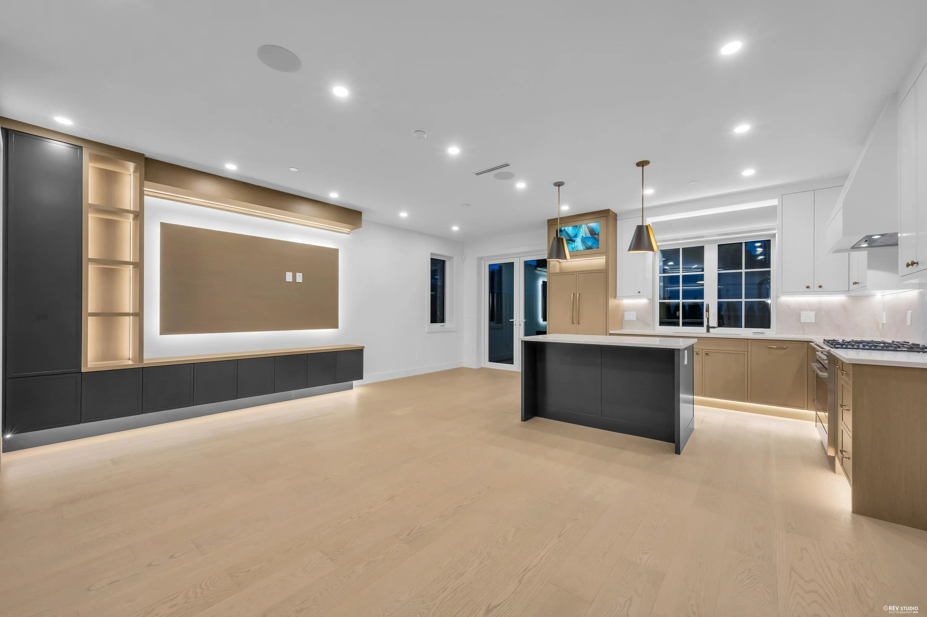 5150 Spencer Street #2