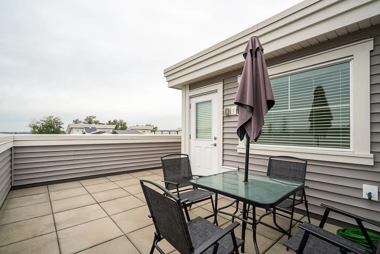 8372 202b Street #42