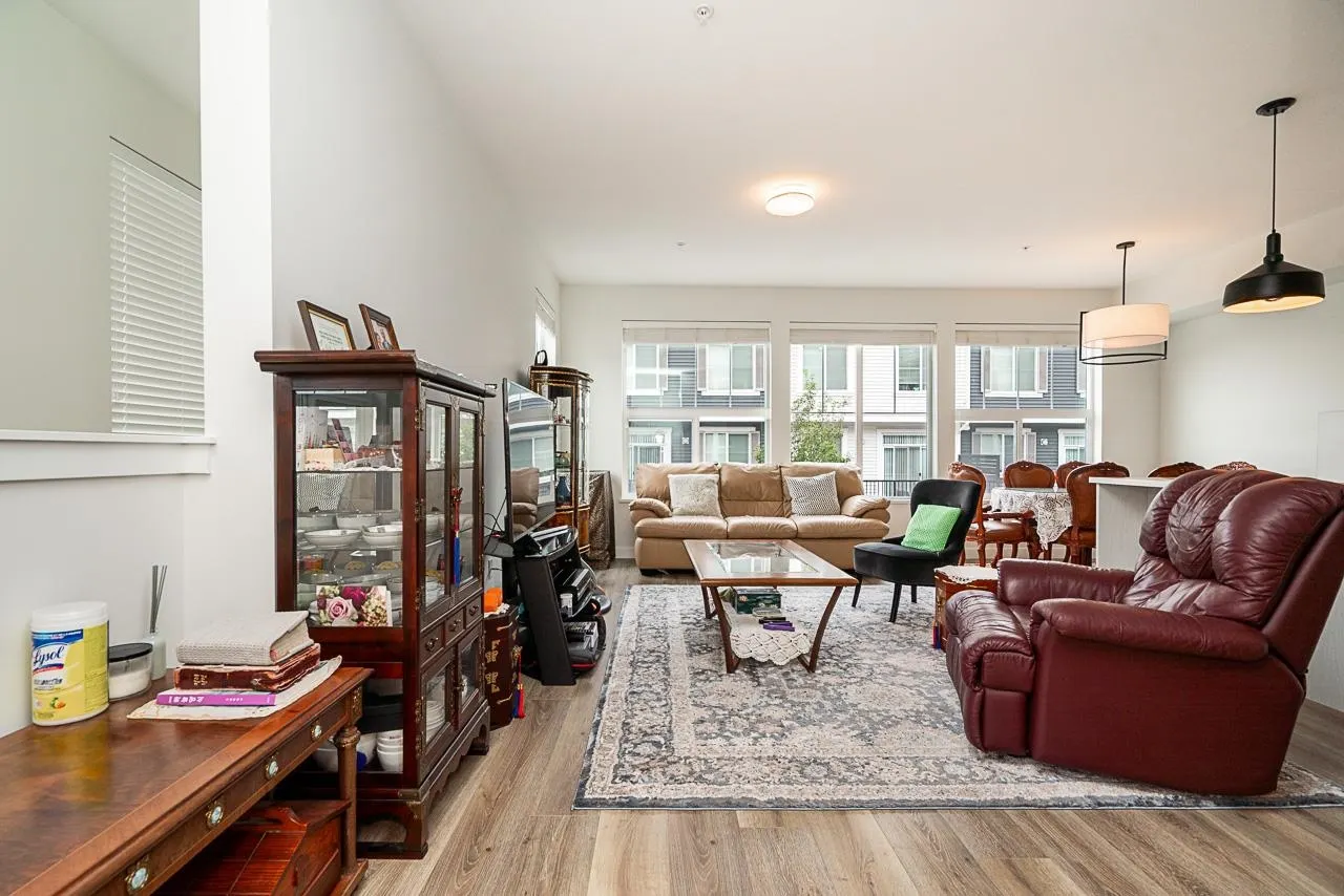 8372 202b Street #42