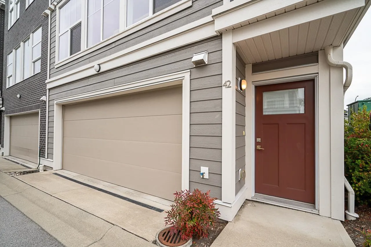 8372 202b Street #42