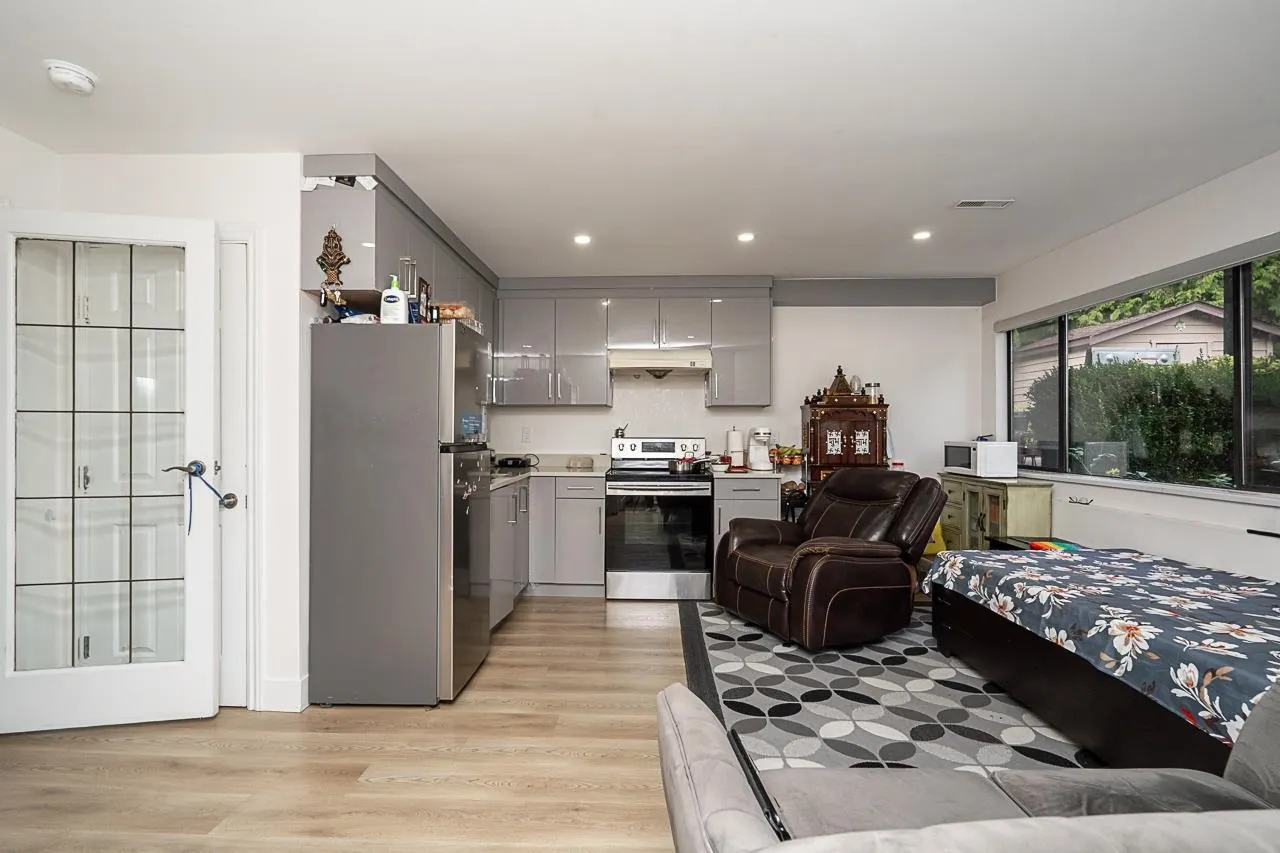 8448 154 Street