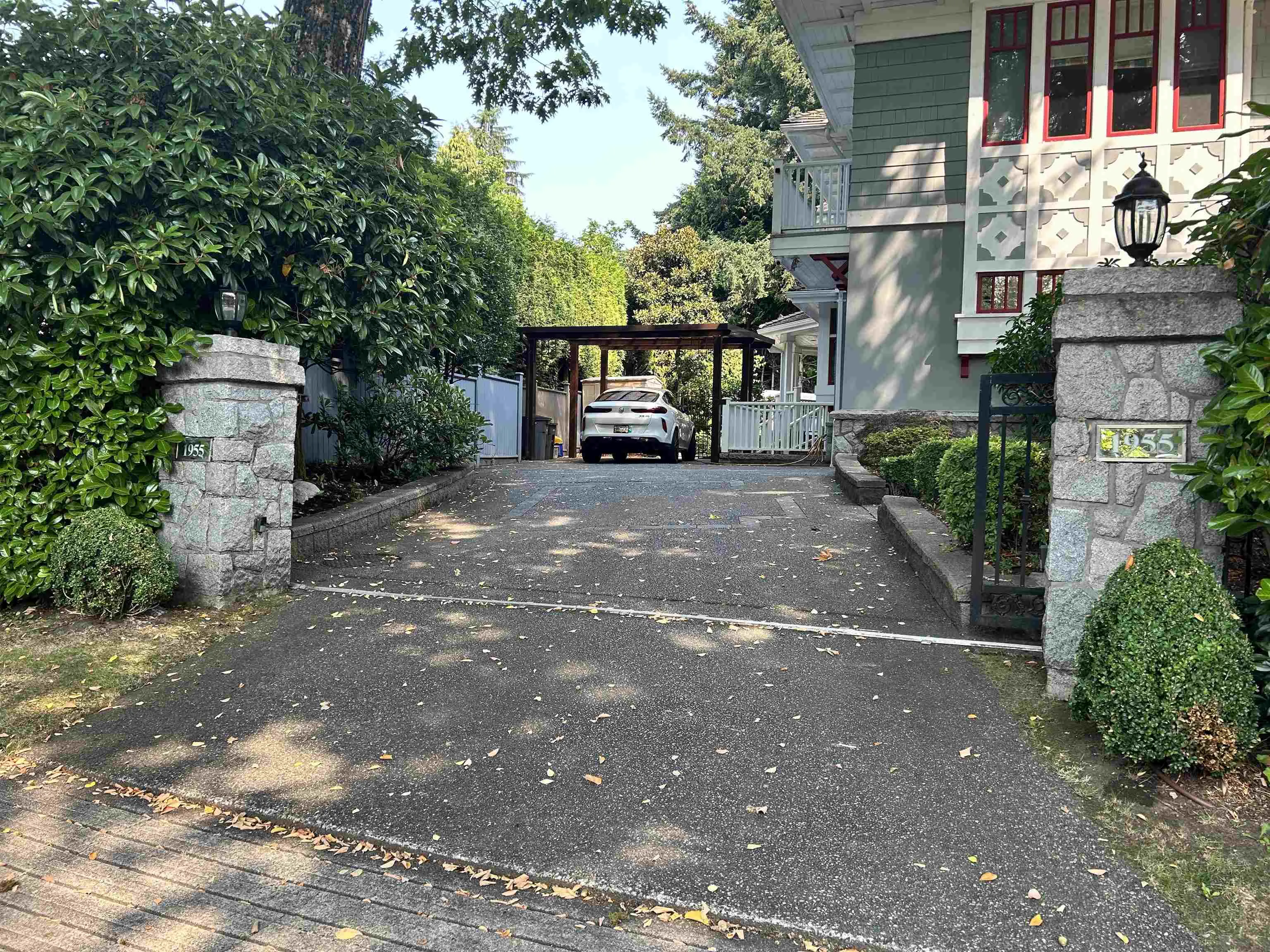 19xx Matthew Avenue