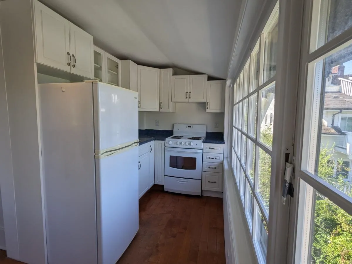 1631 Dunbar Street #Upper 1