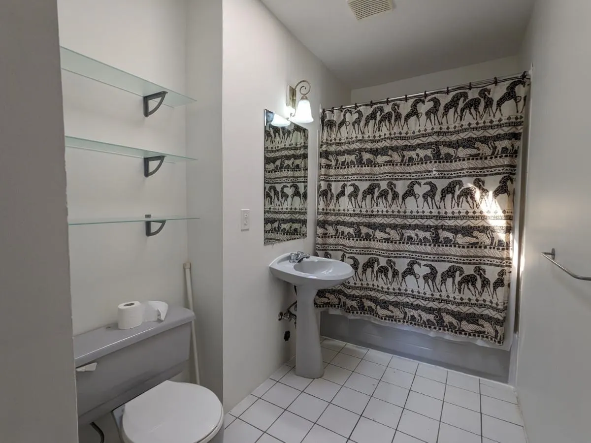 1631 Dunbar Street #Upper 1