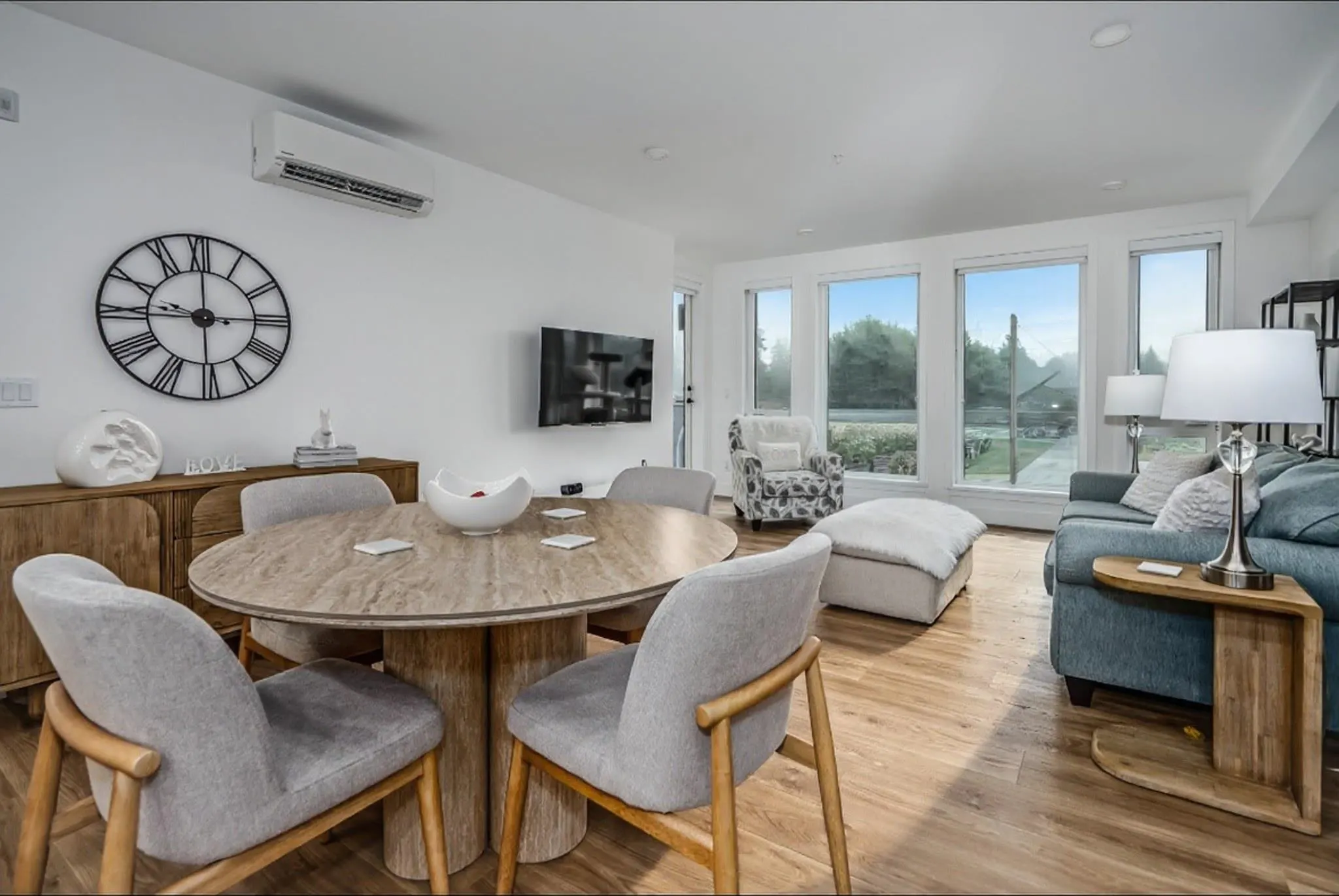 33160 Plaxton Crescent #301