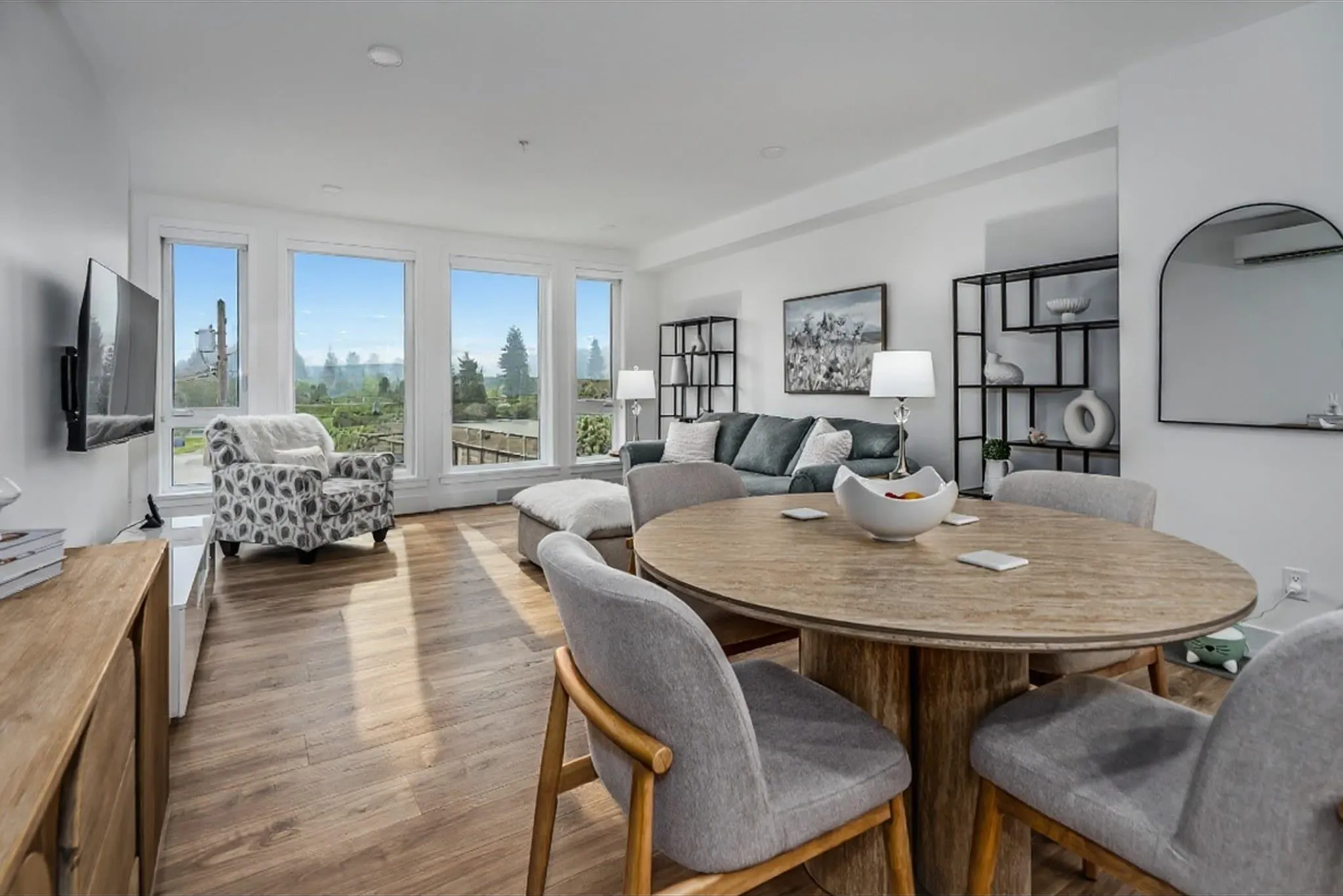 33160 Plaxton Crescent #301