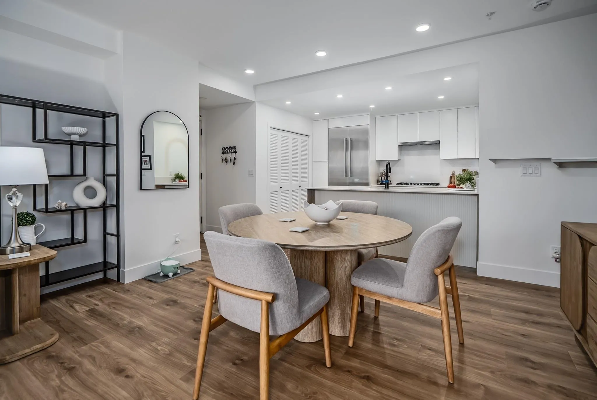 33160 Plaxton Crescent #301