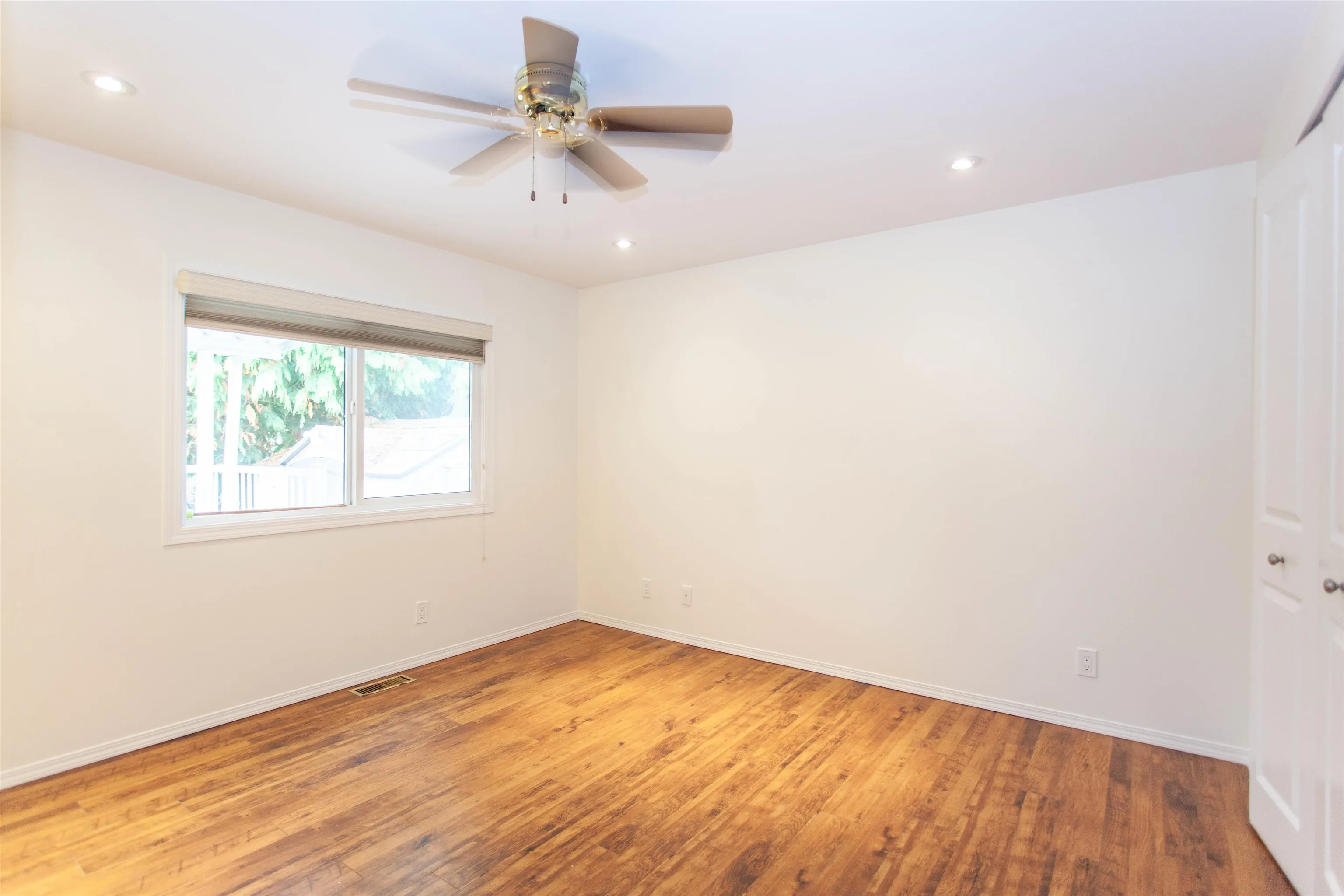 3031 200 Street #7