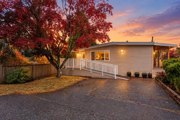 3031 200 Street #7