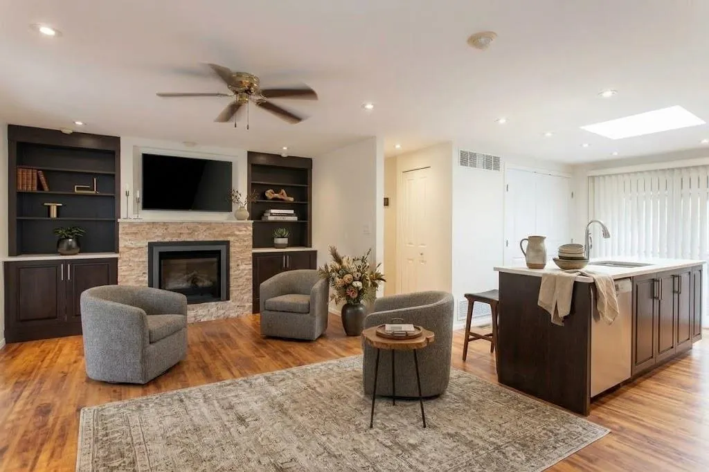 3031 200 Street #7