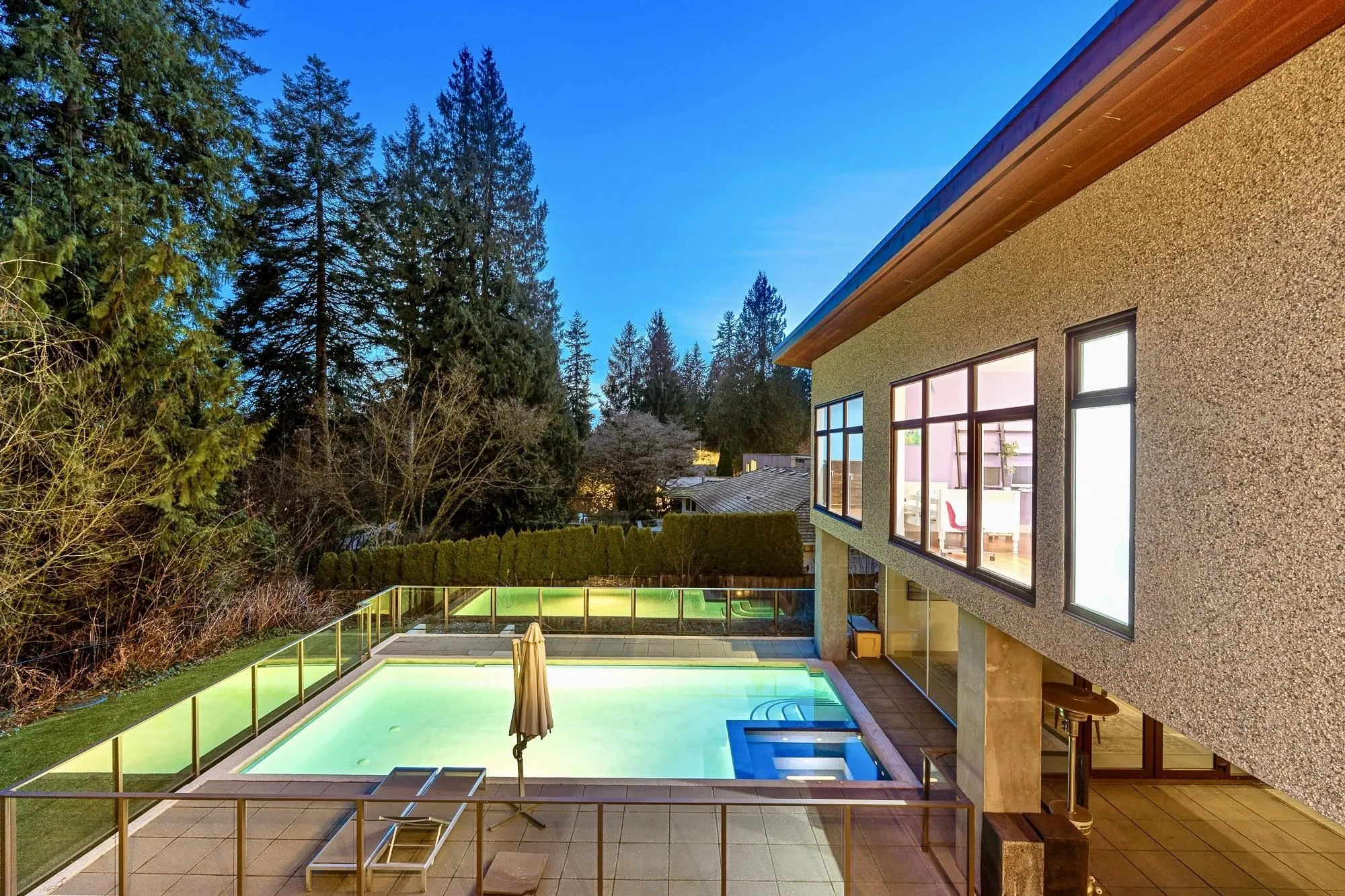 388 Hidhurst Place