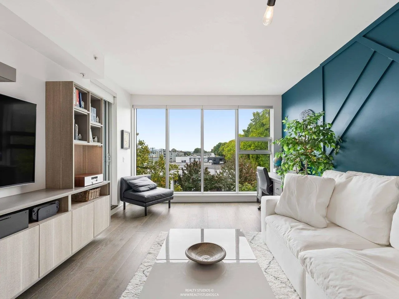 1819 W 5th Avenue #304
