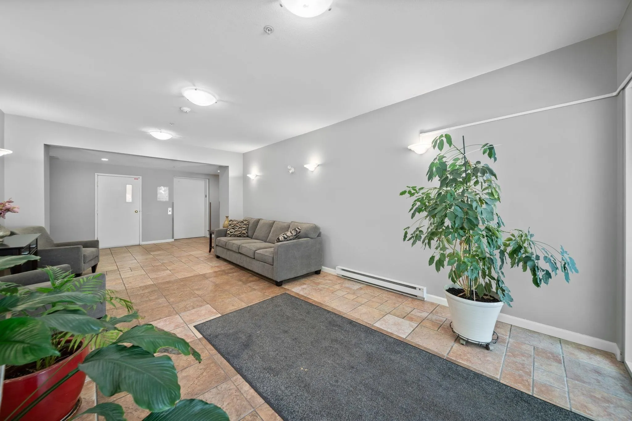 22233 River Road #401