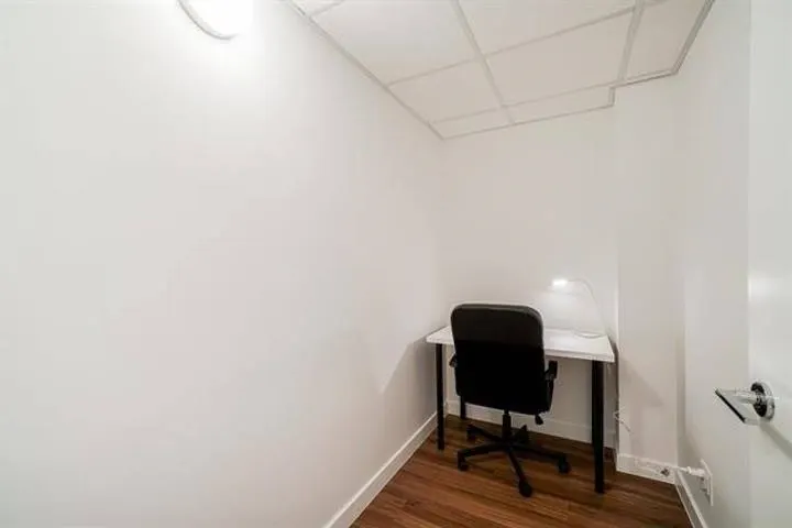 1661 Quebec Street #5xx
