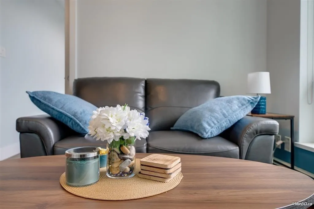 159 W 2nd Avenue #5xx