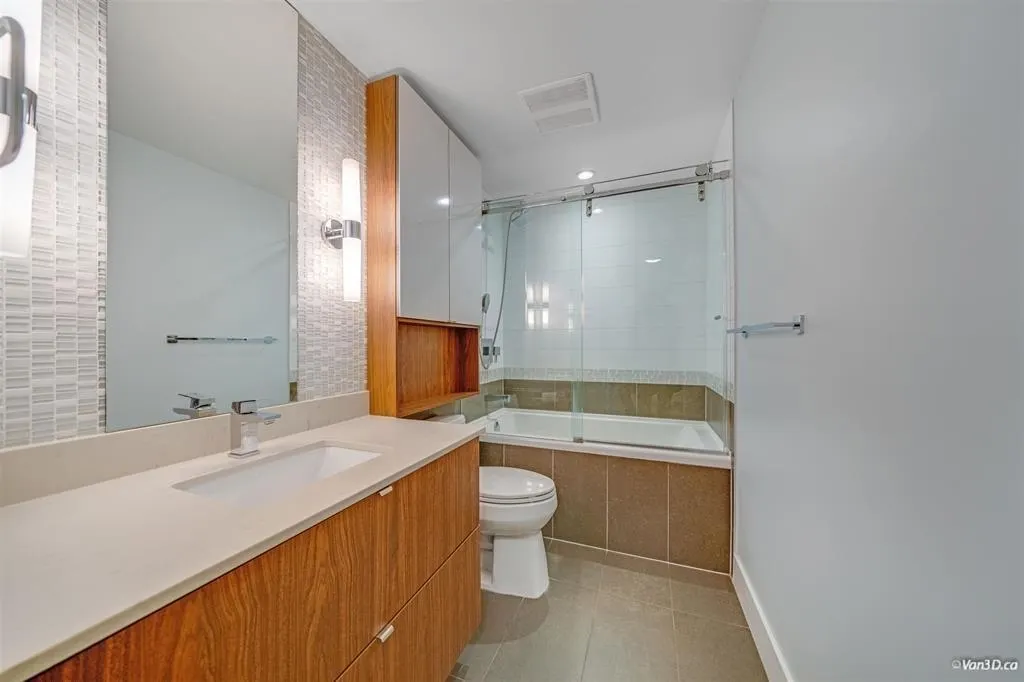 159 W 2nd Avenue #5xx
