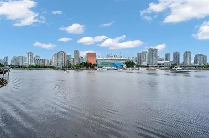 159 W 2nd Avenue #5xx