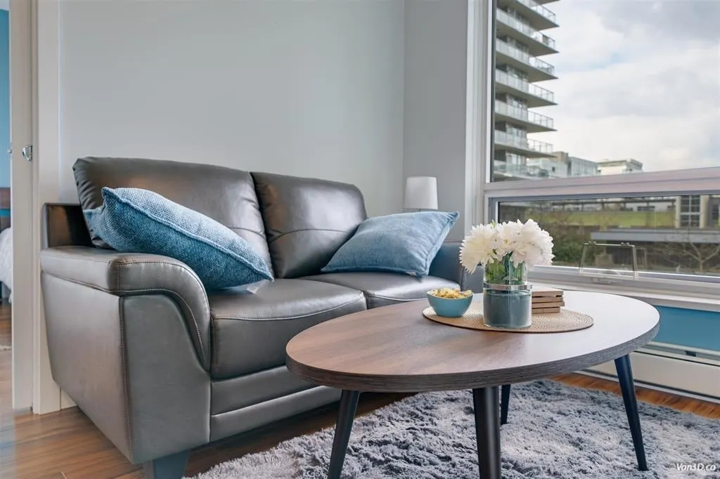 159 W 2nd Avenue #5xx