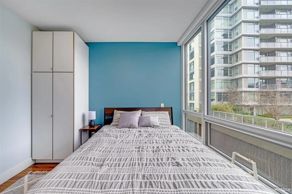 159 W 2nd Avenue #5xx