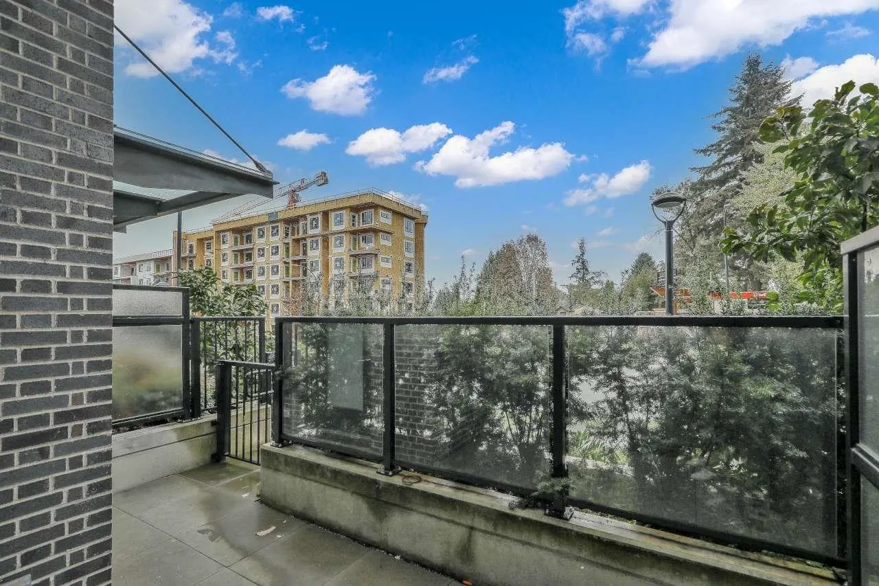 10777 138 Street #119