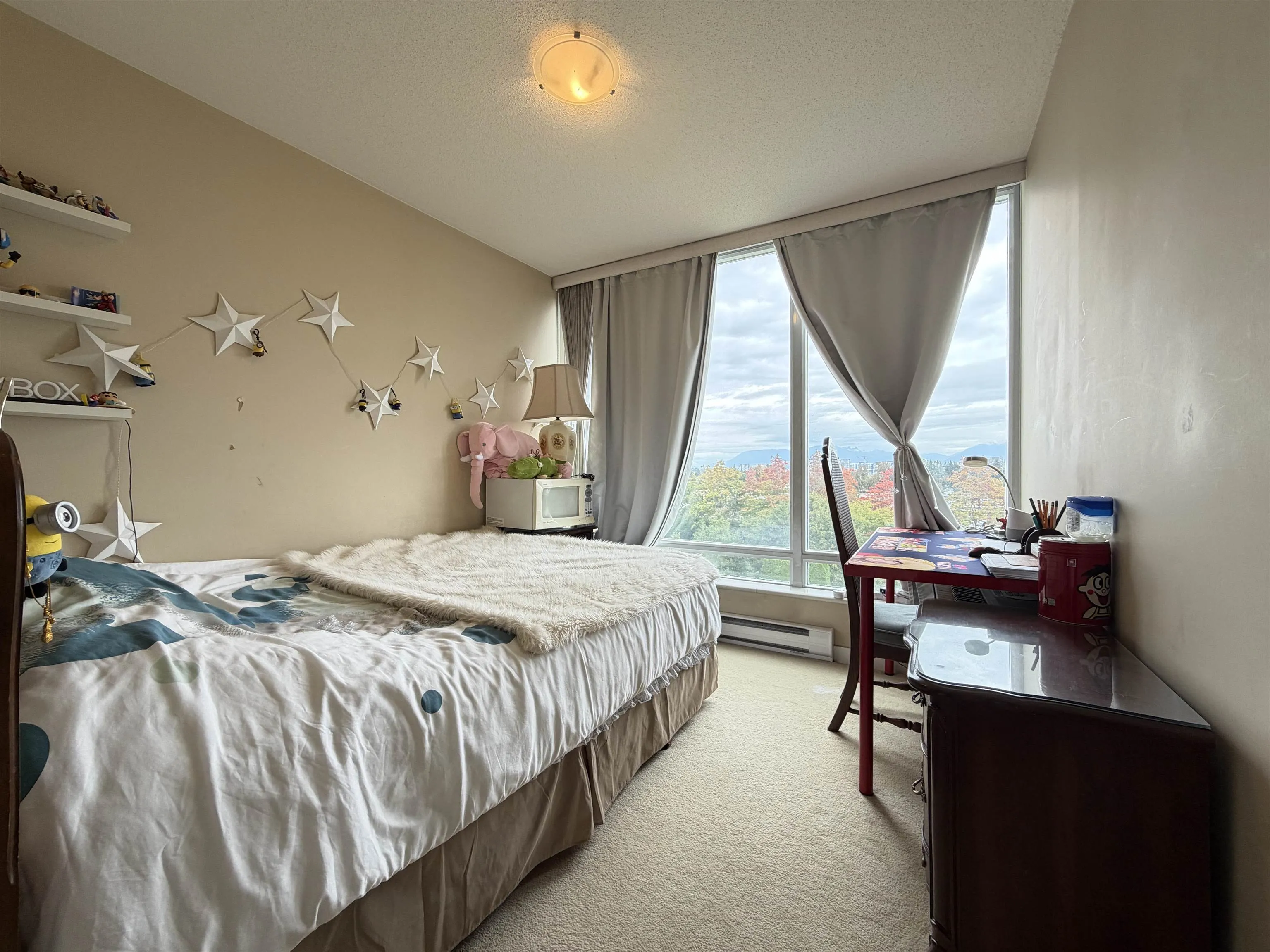 5068 Kwantlen Street #803