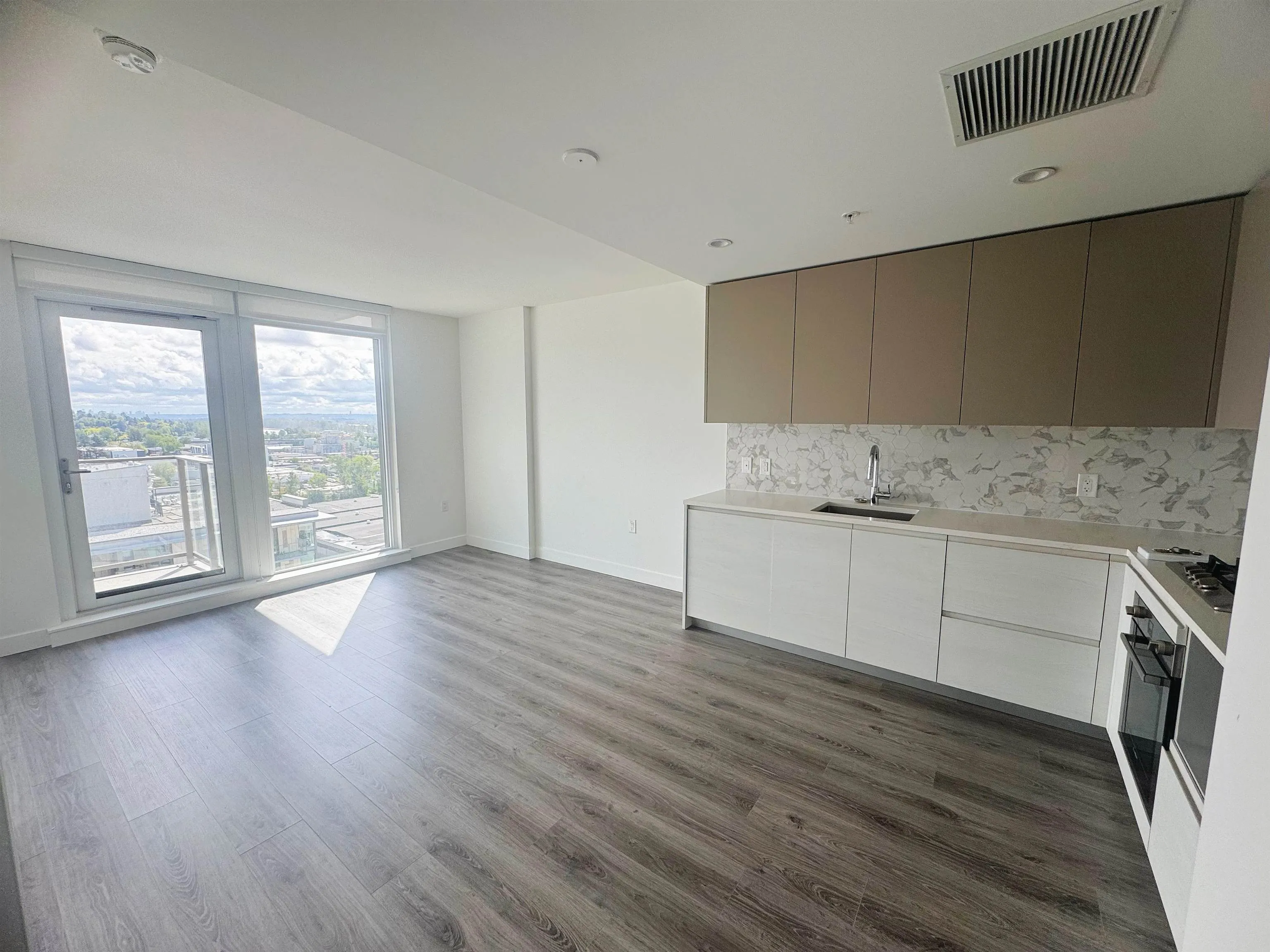 8188 Fraser St #1708