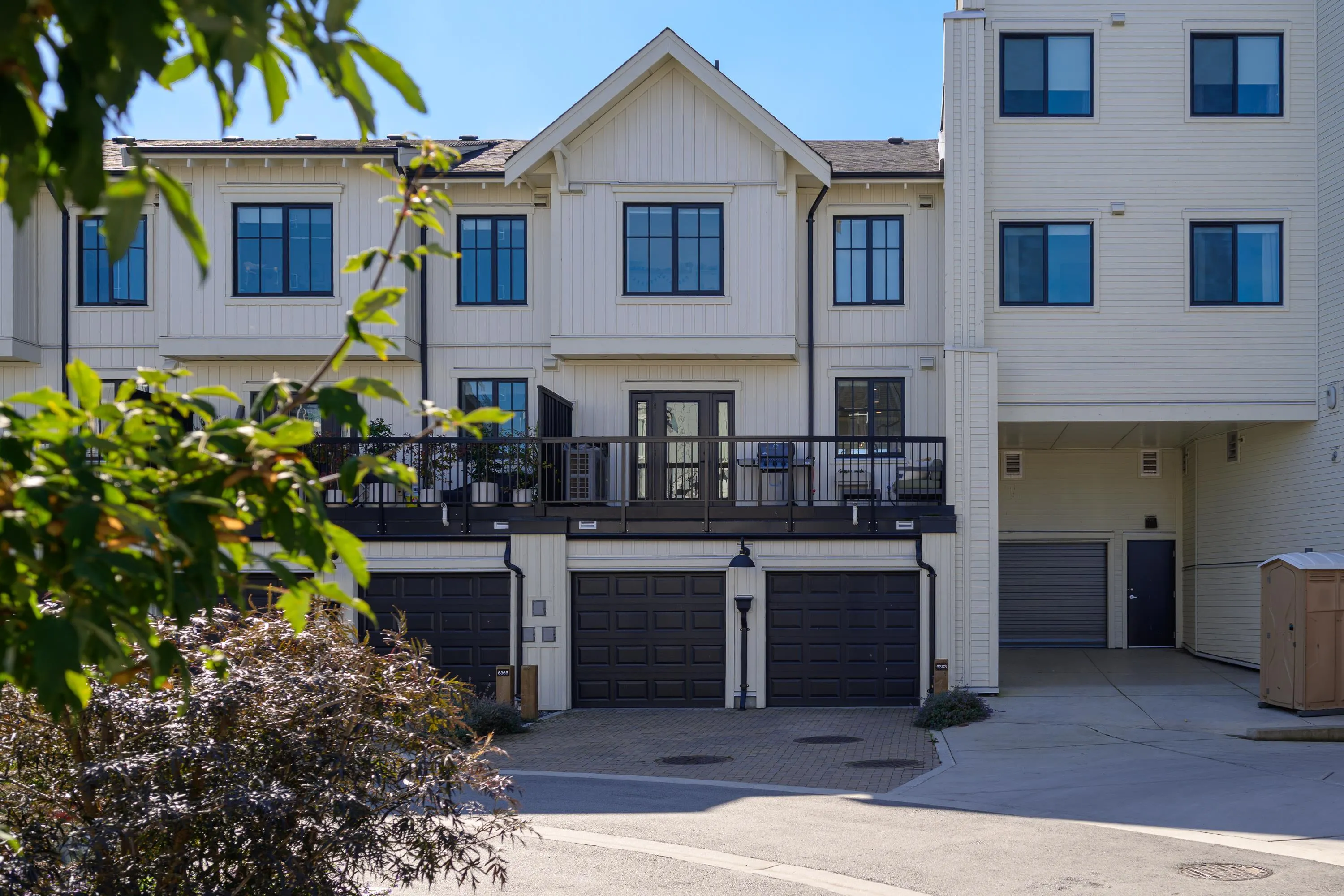 6363 Southlands Drive