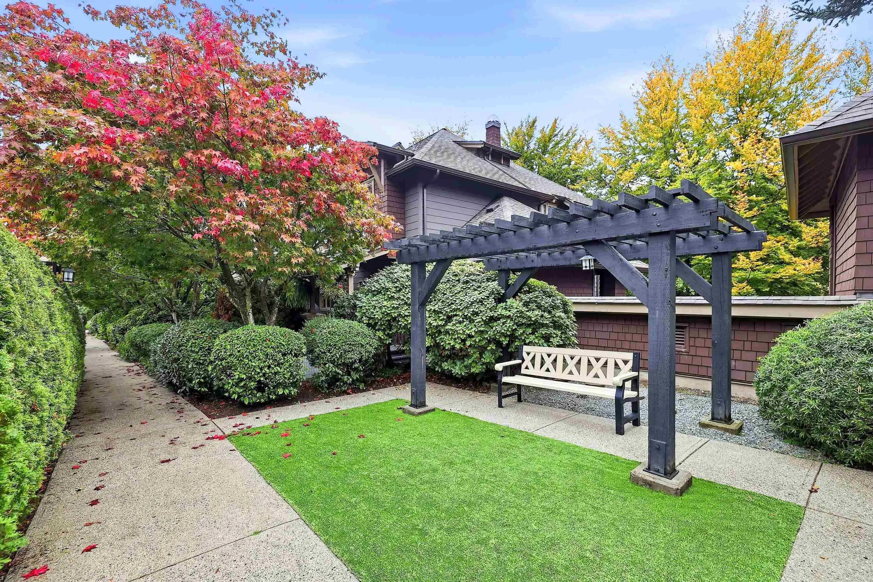 600 Park Crescent #246