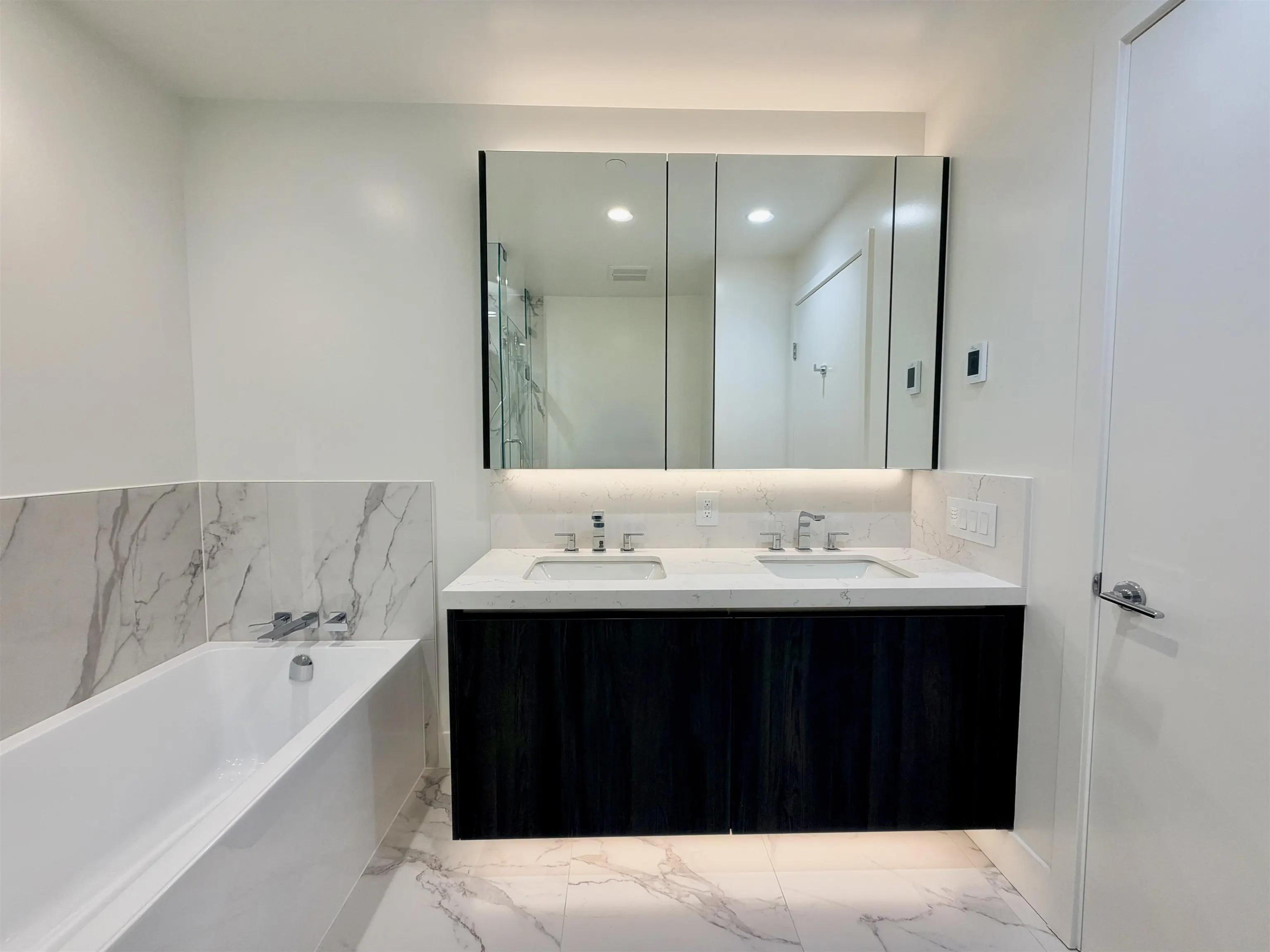 1475 Foster Street #1405