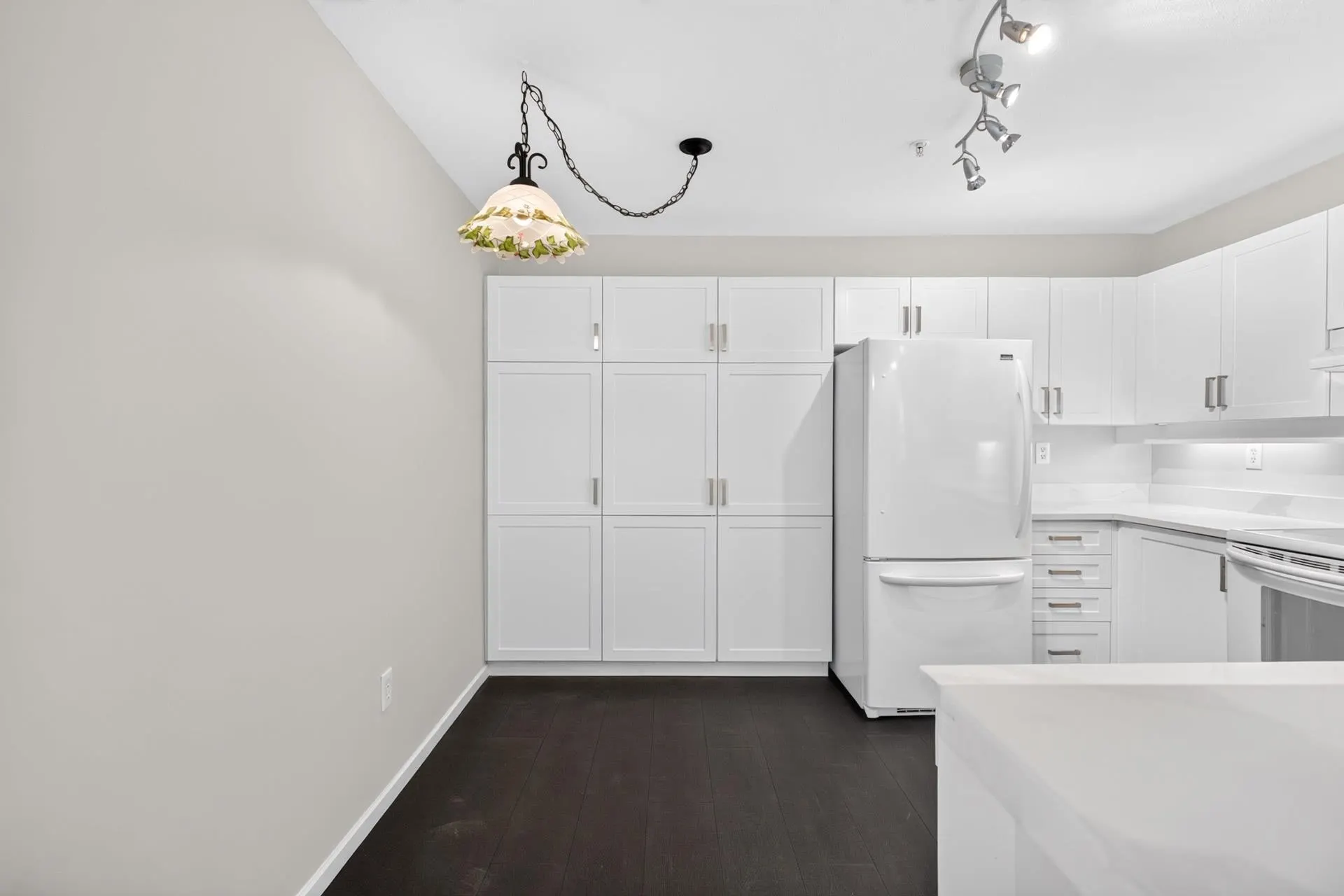 1618 Grant Avenue #202