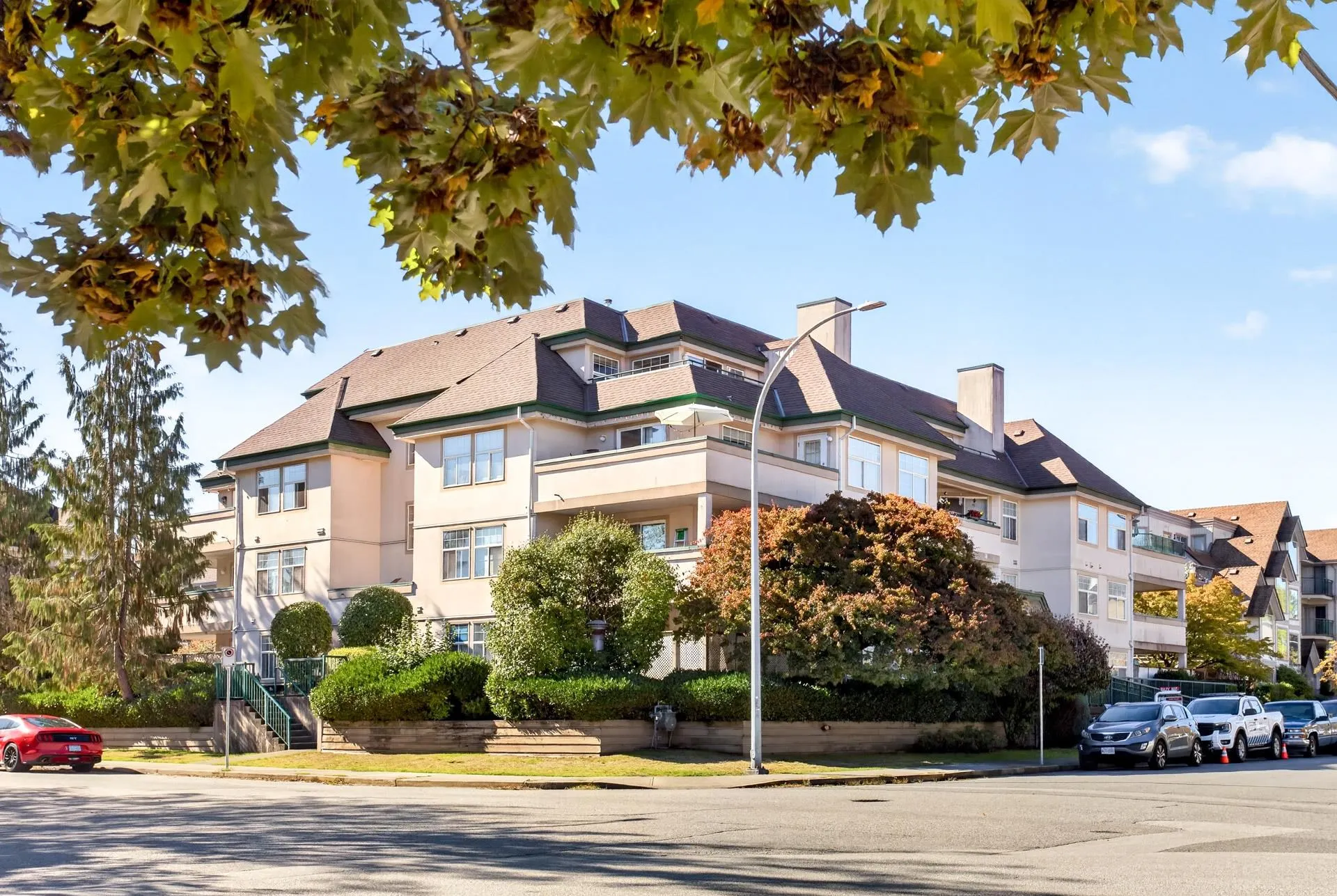 1618 Grant Avenue #202