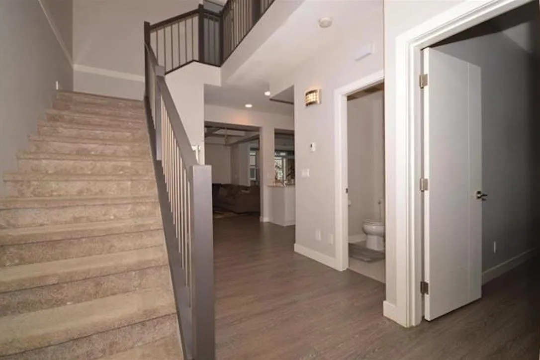 45594 Meadowbrook Drive