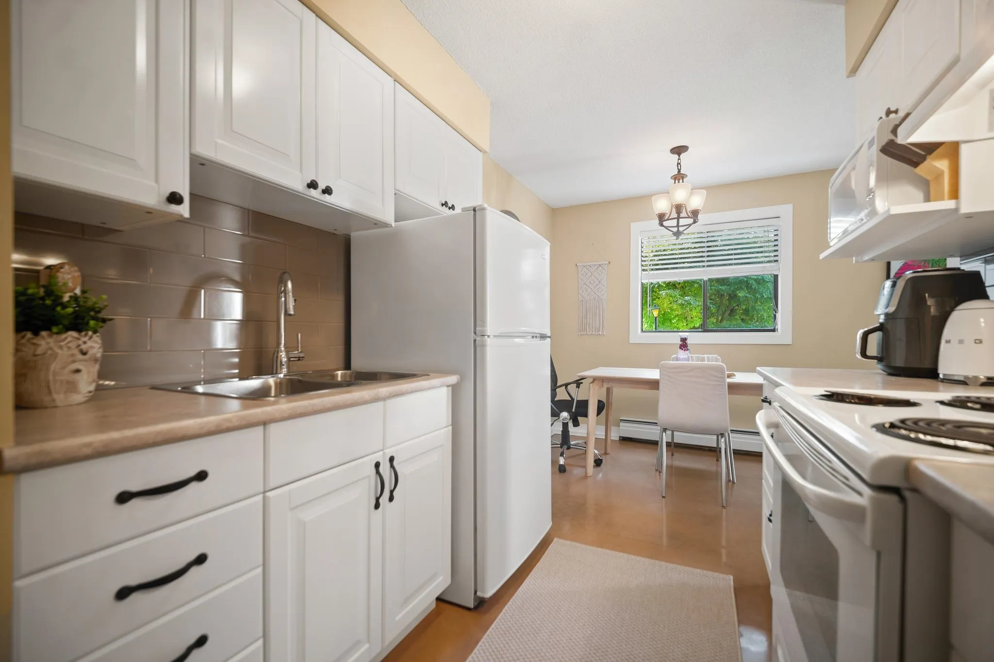 1442 Blackwood Street #101