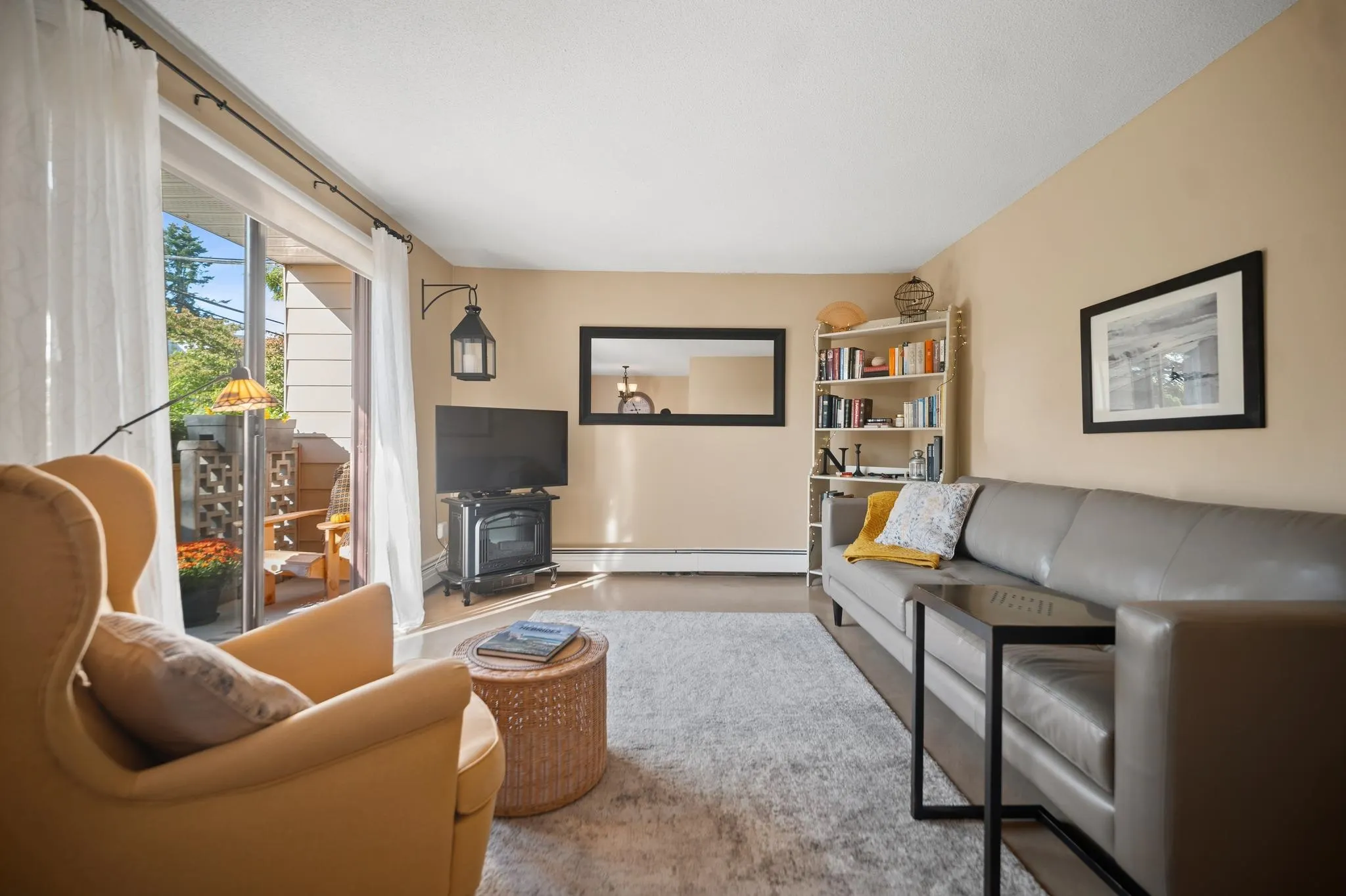 1442 Blackwood Street #101
