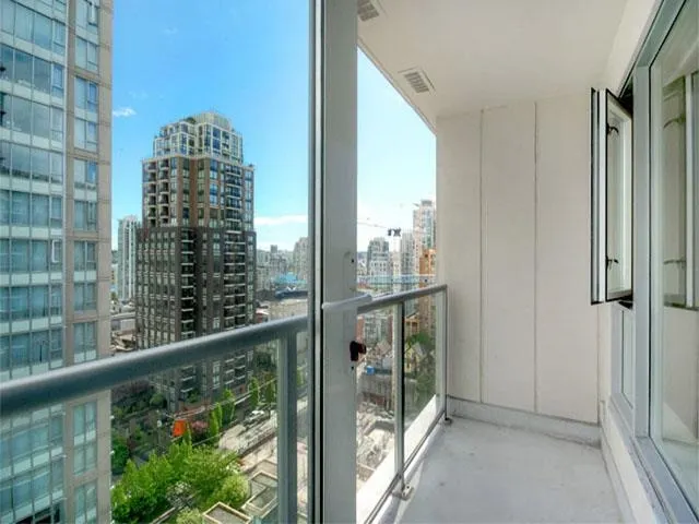 1001 Richards Street #1504