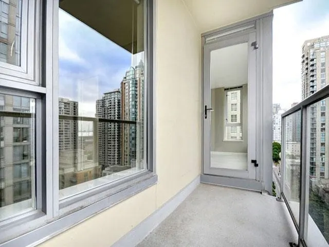 1001 Richards Street #1504